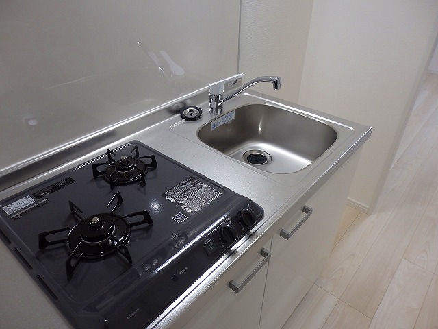 401号室キッチンです